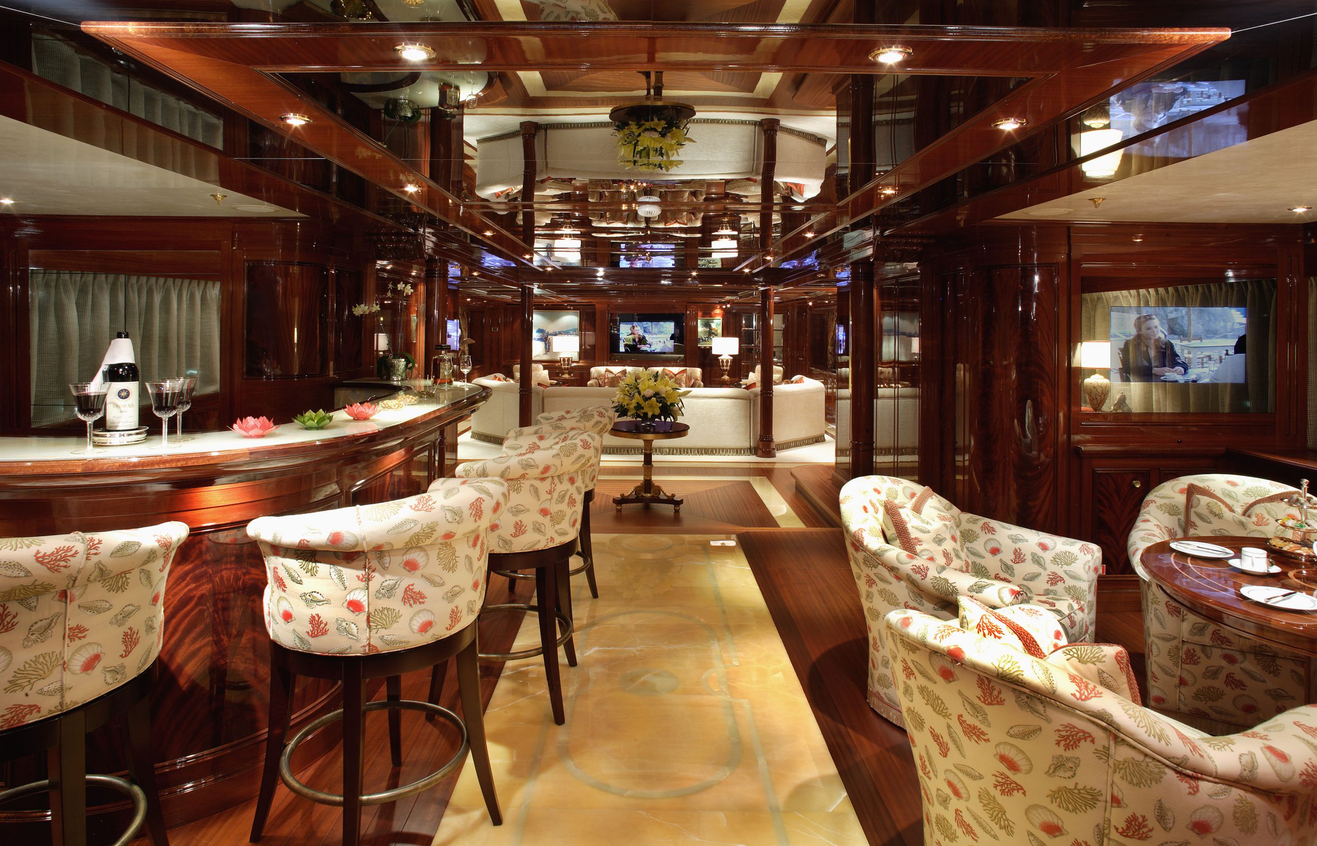 01. Emelina - Main Saloon YL3L8635