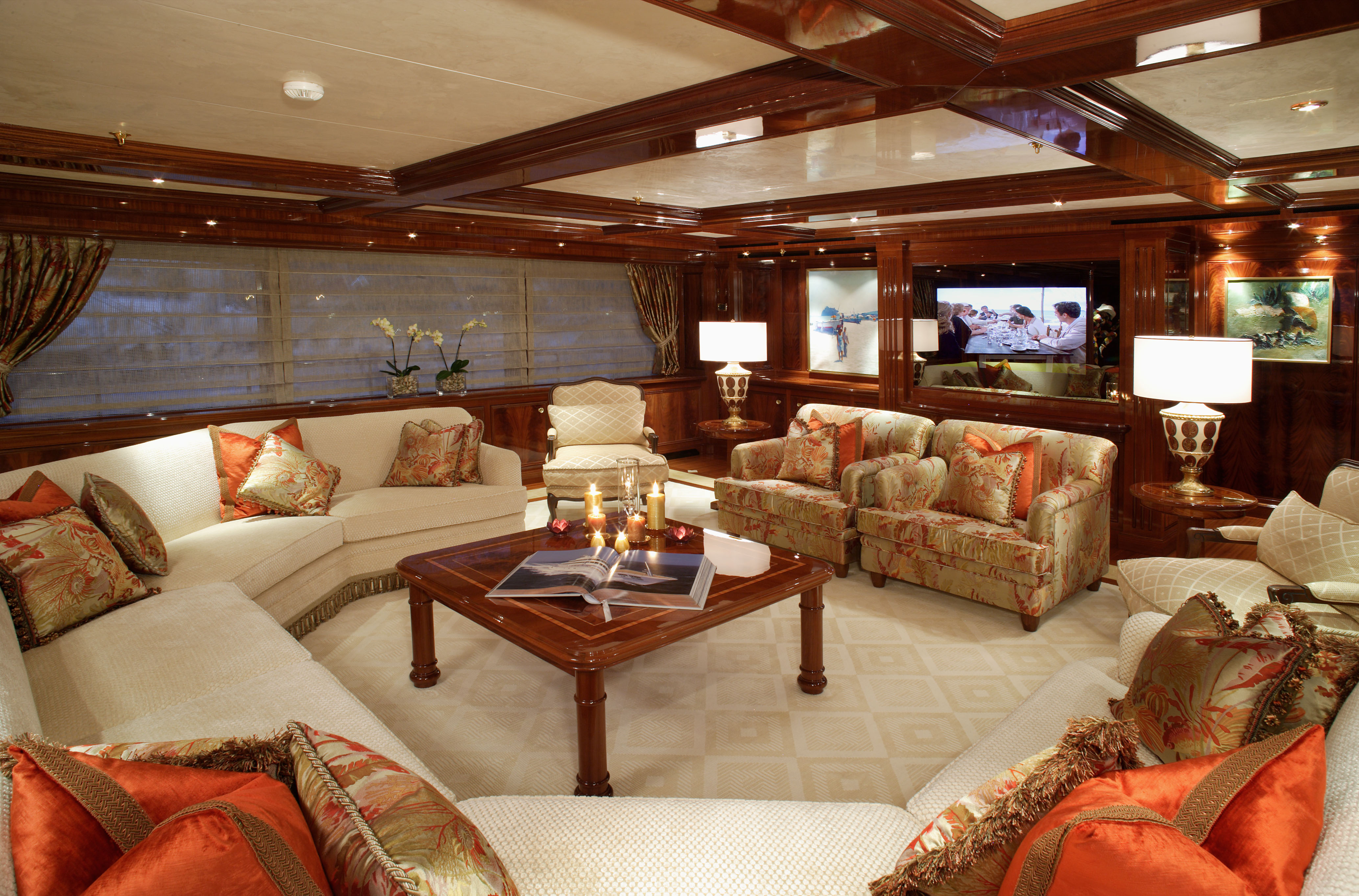 04. Emelina - Main Saloon YL3L8619