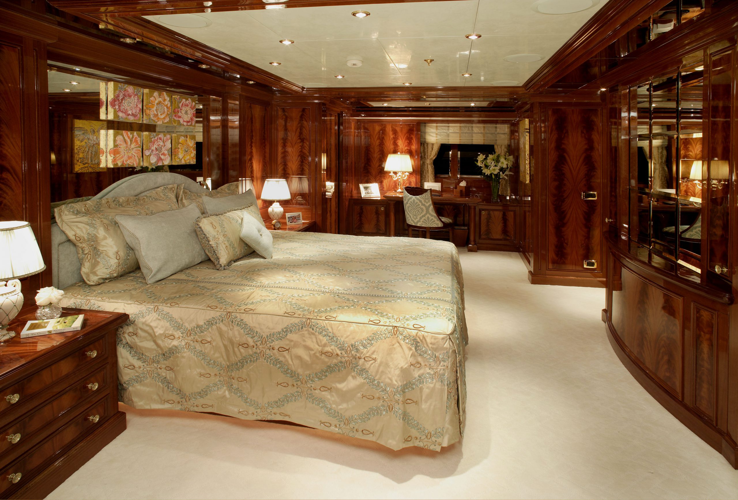 21. Emelina - Master Cabin YL3L8271