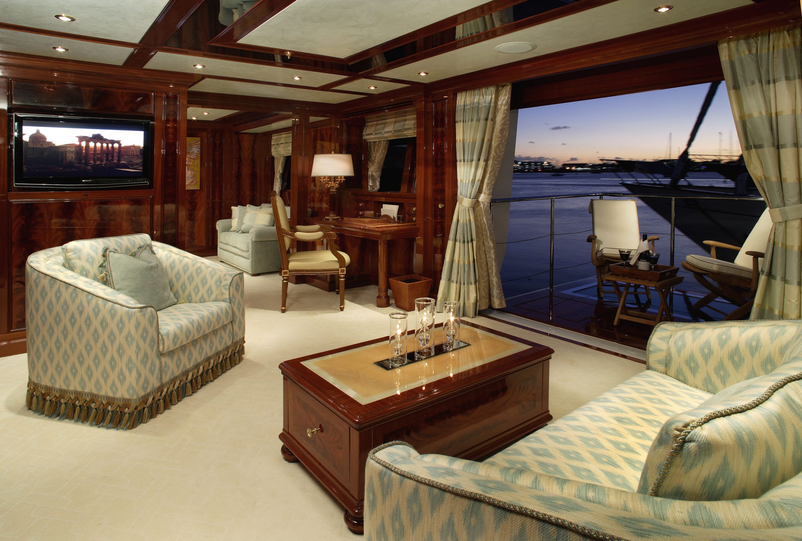 22. Emelina - Master Cabin YL3L8267