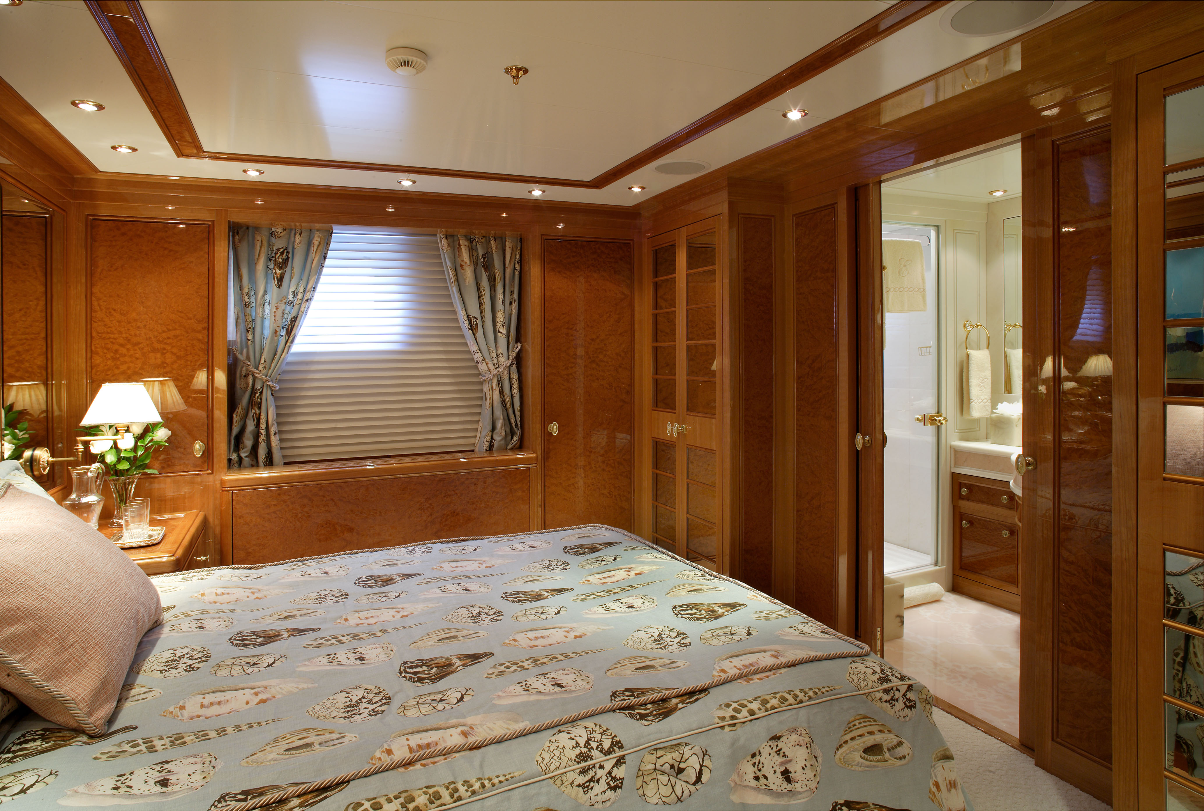 46. Emelina - Guest Double Cabin YL3L8219