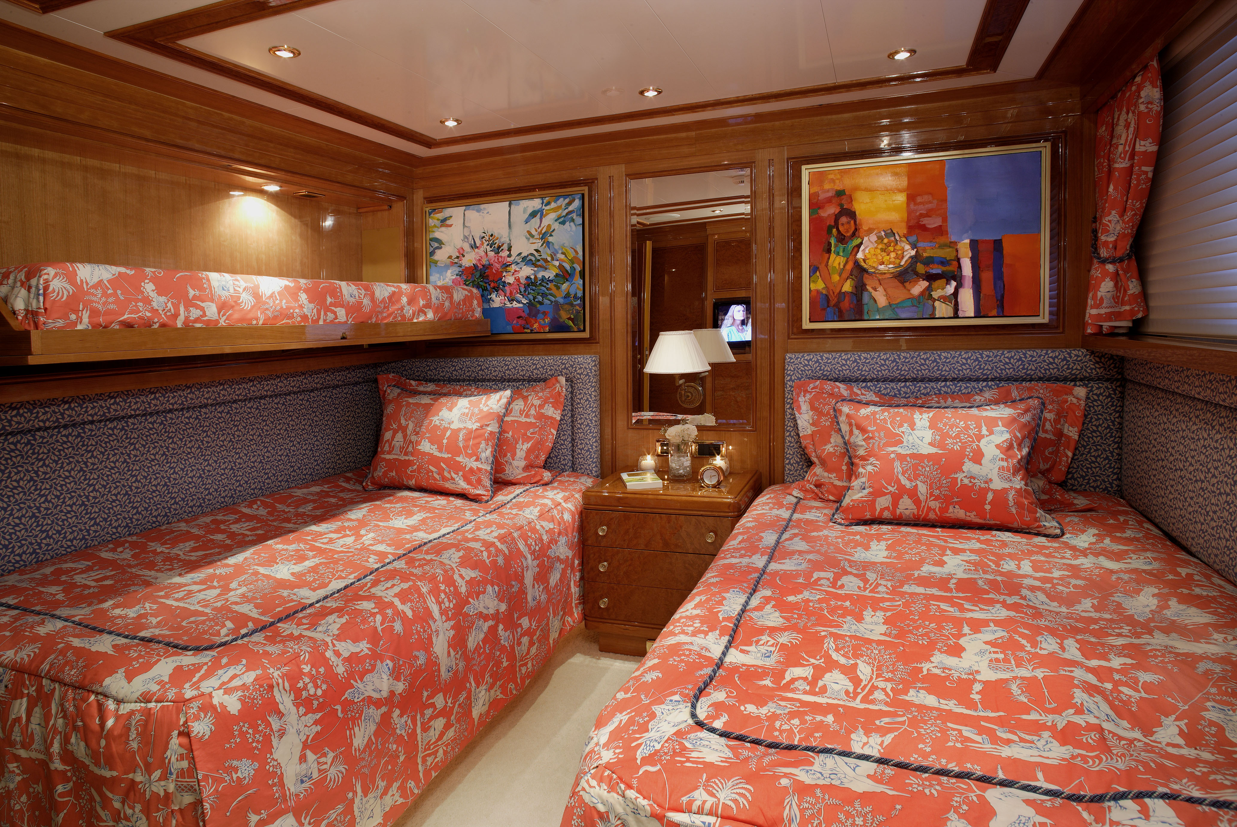 49. Emelina - Guest Twin Cabin YL3L8241