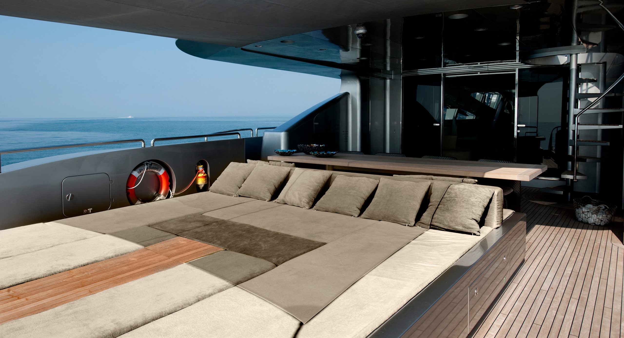 FLYIN DAGGER__VPF2958