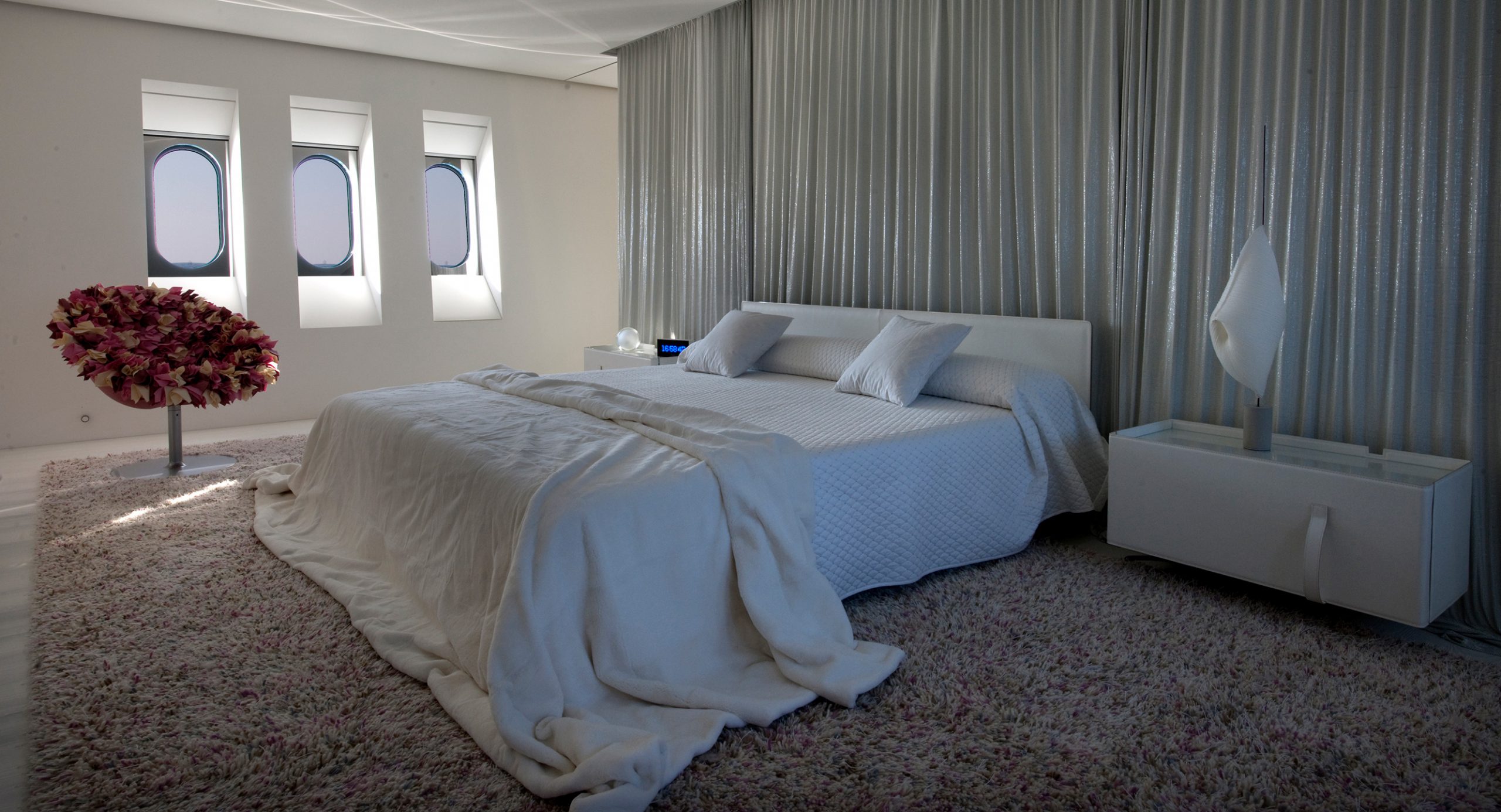 FLYIN DAGGER__VPF3061