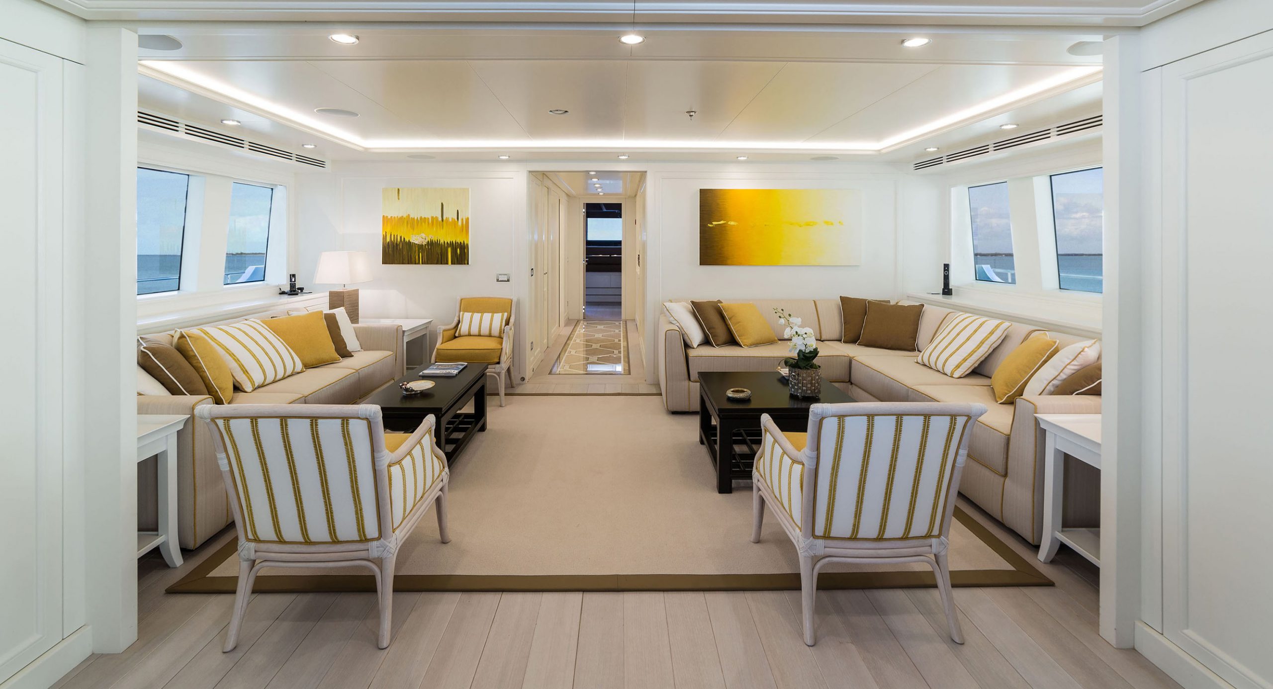 CODECASA-43--HULL-C122-BRIDGE-DECK-SKYLOUNGE