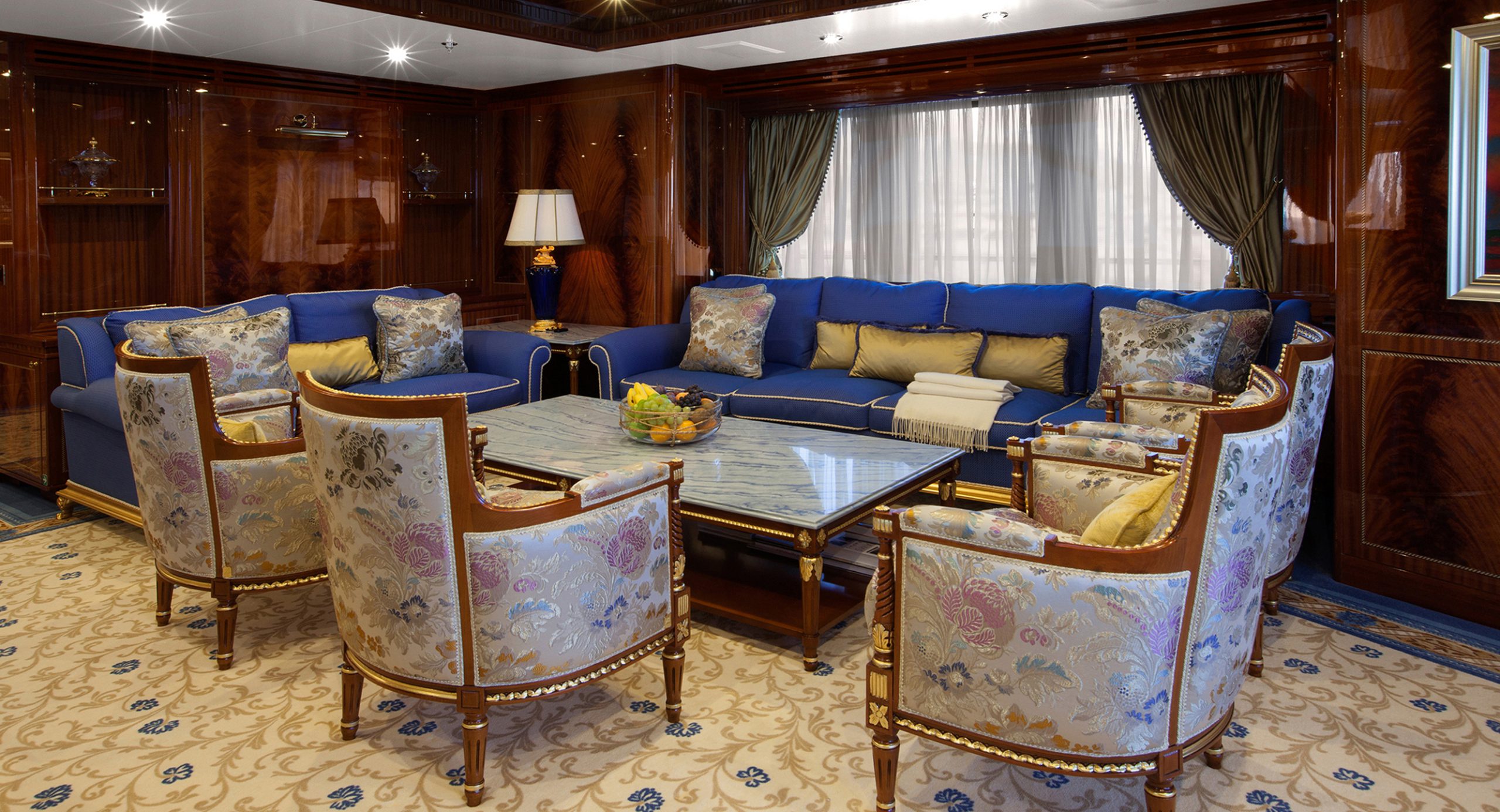 Bridge---Deck--Sky-lounge