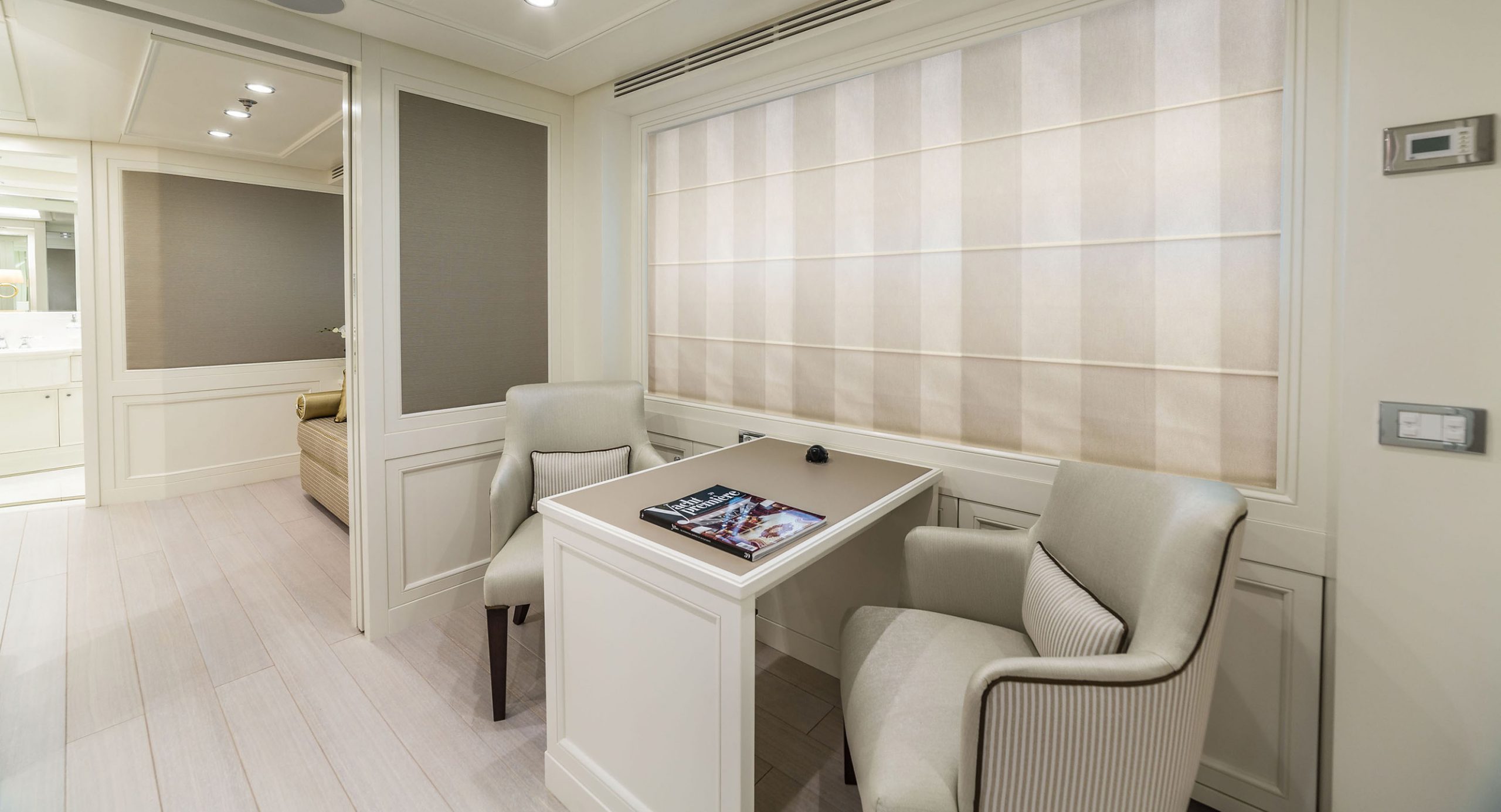CODECASA-43--HULL-C122-OWNER_S-OFFICE