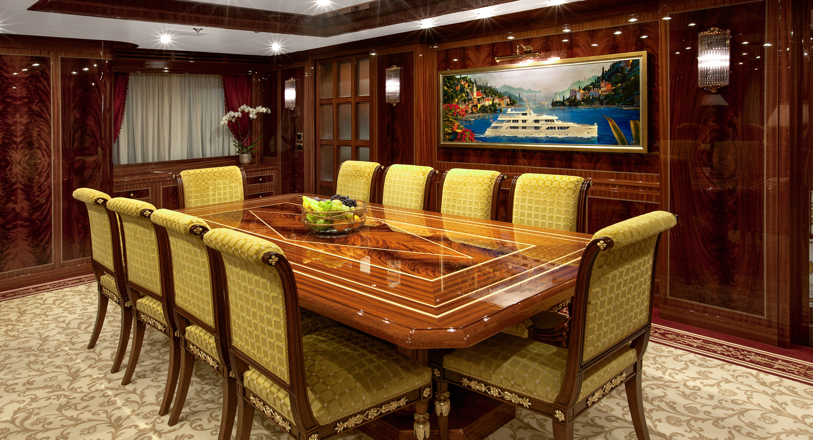 Main-deck-Dining-table