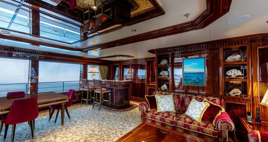 CODECASA 57 - COSTRUZIONE F81 - M/Y LEGACY 4 CODECASA 57 - COSTRUZIONE F81 - M/Y LEGACY 4