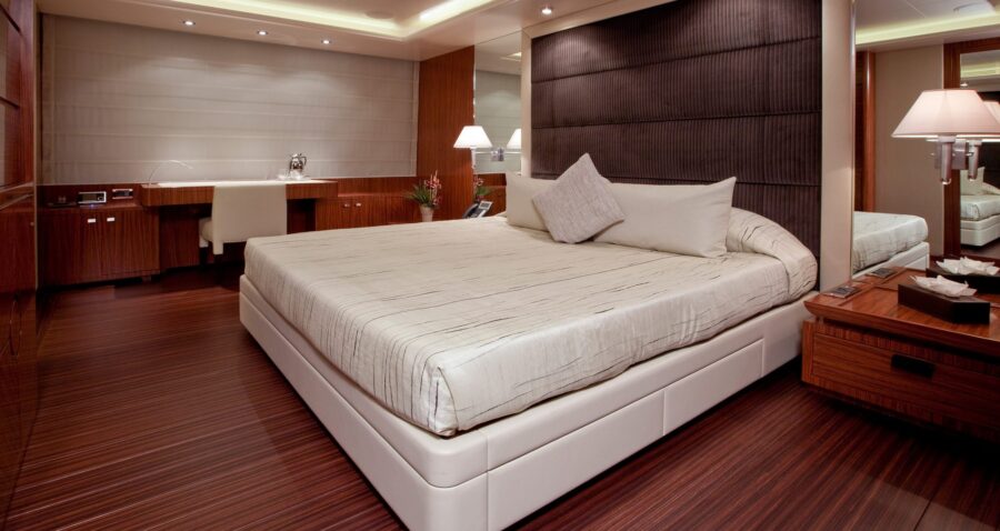 CODECASA 65 - COSTRUZIONE F71 - M.Y. ETERNITY CODECASA 65 - COSTRUZIONE F71 - M.Y. ETERNITY